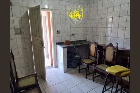 Casa à venda com 190m², 3 quartos e 6 vagas