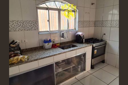 Casa à venda com 190m², 3 quartos e 6 vagas