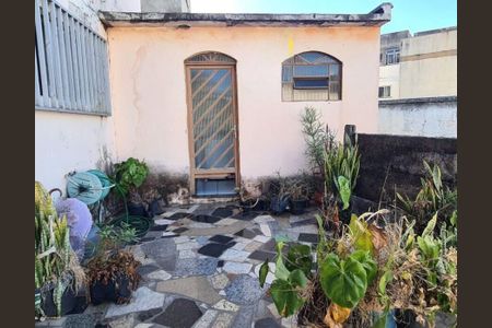 Casa à venda com 190m², 3 quartos e 6 vagas