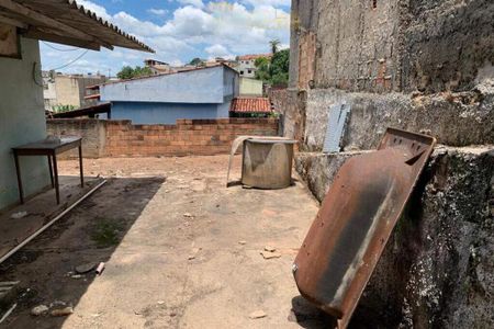 Casa à venda com 3 quartos, 720m² em Asteca, Belo Horizonte