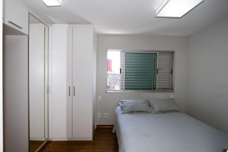 Apartamento à venda com 140m², 4 quartos e 4 vagasQuarto 1 - Suíte