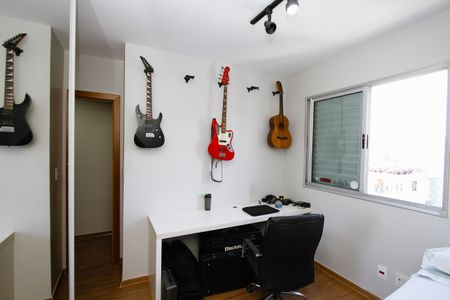 Apartamento à venda com 140m², 4 quartos e 4 vagasQuarto 3 -Semi Suíte