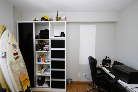 Apartamento à venda com 140m², 4 quartos e 4 vagasQuarto 2 - Semi Suíte