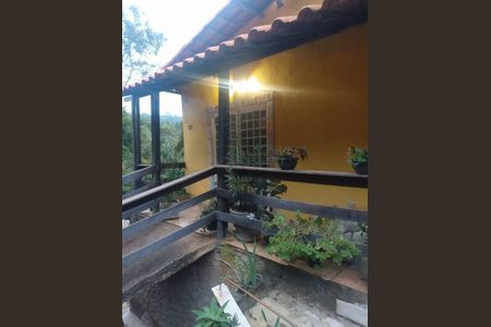 Casa à venda com 245m², 3 quartos e 4 vagas