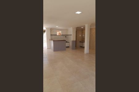 Casa à venda com 245m², 3 quartos e 4 vagas