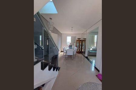 Apartamento à venda com 3 quartos, 180m² em Buritis, Belo Horizonte