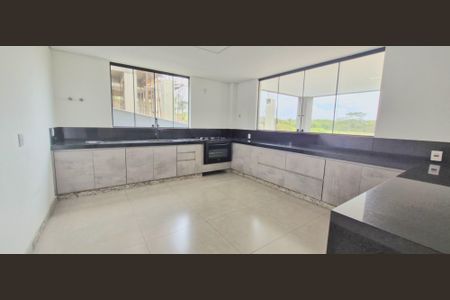 Casa à venda com 490m², 4 quartos e 4 vagasCozinha 2