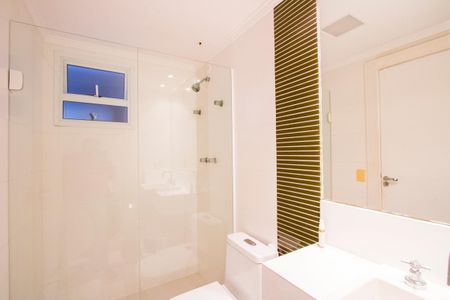 Apartamento à venda com 92m², 1 quarto e 2 vagas Apartamento à venda com 92m², 1 quarto e 2 vagasBanheiro 2 da Suíte