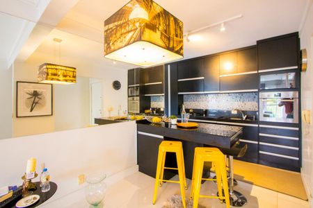 Apartamento à venda com 92m², 1 quarto e 2 vagas Apartamento à venda com 92m², 1 quarto e 2 vagasCozinha