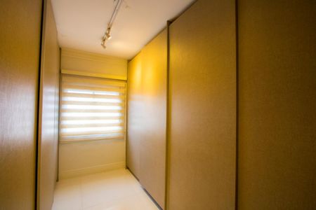 Apartamento à venda com 92m², 1 quarto e 2 vagas Apartamento à venda com 92m², 1 quarto e 2 vagasCloset da Suíte