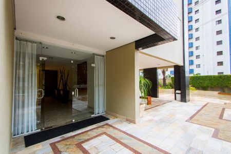 Apartamento à venda com 92m², 1 quarto e 2 vagas Apartamento à venda com 92m², 1 quarto e 2 vagasÁrea comum