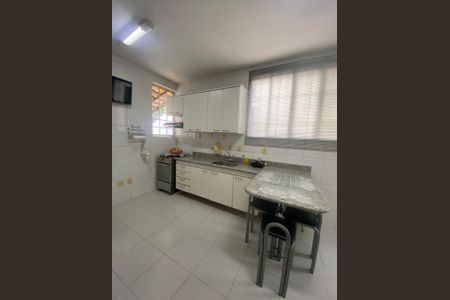 Casa à venda com 283m², 3 quartos e 4 vagasFoto 07