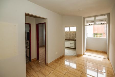 Sala de apartamento à venda com 2 quartos, 50m² em Jardim Guanabara, Belo Horizonte