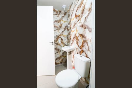 Apartamento para alugar com 37m², 2 quartos e sem vagaBanheiro