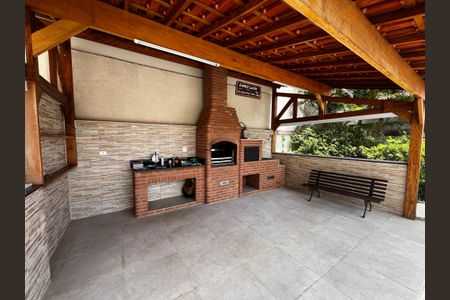 Apartamento à venda com 106m², 3 quartos e 2 vagas Apartamento à venda com 106m², 3 quartos e 2 vagasÁrea comum - Churrasqueira