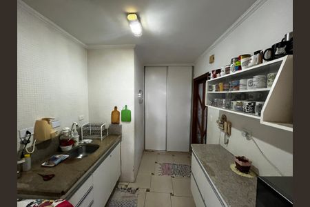 Apartamento à venda com 106m², 3 quartos e 2 vagas Apartamento à venda com 106m², 3 quartos e 2 vagasCozinha
