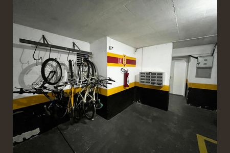 Apartamento à venda com 106m², 3 quartos e 2 vagas Apartamento à venda com 106m², 3 quartos e 2 vagasBicicletário