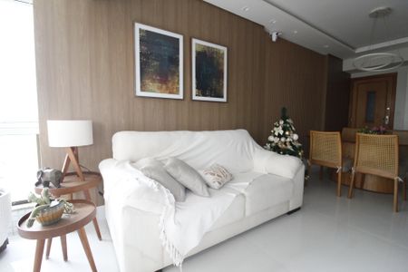 Sala de apartamento para alugar com 3 quartos, 208m² em Jardim Armação, Salvador