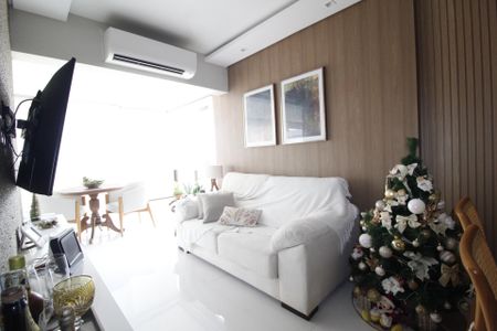 Sala de apartamento para alugar com 3 quartos, 208m² em Jardim Armação, Salvador