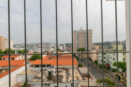 Vista Sala de apartamento para alugar com 3 quartos, 85m² em Vila Cloris, Belo Horizonte
