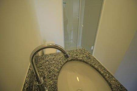 Apartamento para alugar com 48m², 2 quartos e 1 vaga Apartamento para alugar com 48m², 2 quartos e 1 vagaBanheiro Social