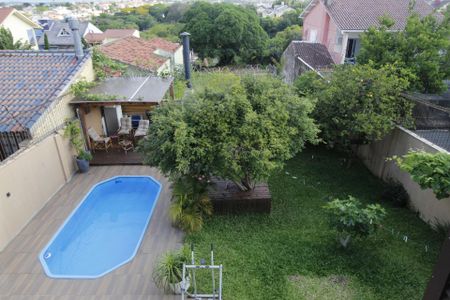 Casa à venda com 210m², 3 quartos e 2 vagasPiscina