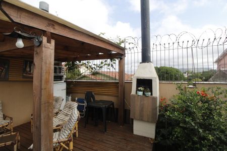 Casa à venda com 210m², 3 quartos e 2 vagasChurrasqueira