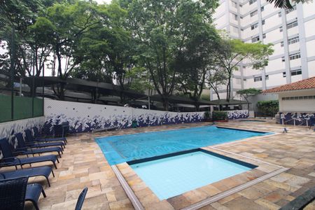 Apartamento para alugar com 77m², 3 quartos e 1 vagaPiscina