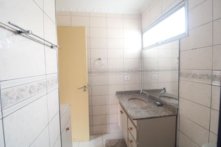 Apartamento para alugar com 77m², 3 quartos e 1 vagaBanheiro
