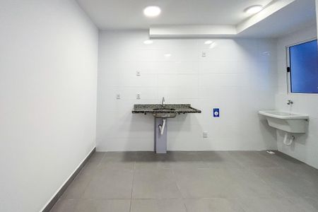 Apartamento para alugar com 33m², 1 quarto e sem vaga Apartamento para alugar com 33m², 1 quarto e sem vagaSala/cozinha