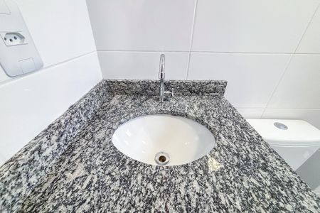 Apartamento para alugar com 33m², 1 quarto e sem vaga Apartamento para alugar com 33m², 1 quarto e sem vagaBanheiro Social