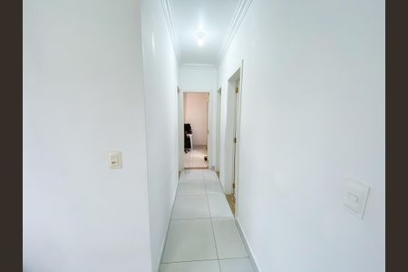 Apartamento à venda com 72m², 3 quartos e 1 vaga Apartamento à venda com 72m², 3 quartos e 1 vagaCorredor