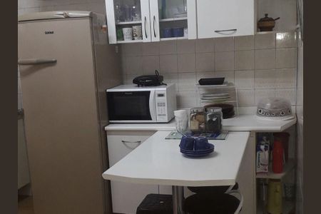 Casa de condomínio à venda com 117m², 3 quartos e 1 vaga