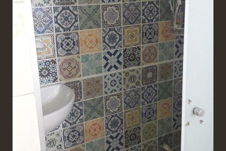 Casa de condomínio à venda com 117m², 3 quartos e 1 vaga