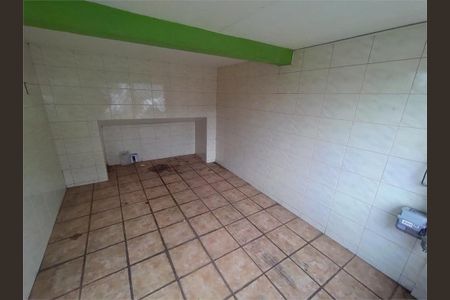 Casa à venda com 4 quartos, 237m² em Cangaiba, São Paulo