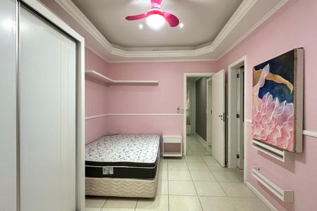 Apartamento à venda com 249m², 3 quartos e 1 vagaSuíte 3