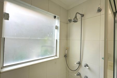 Apartamento à venda com 249m², 3 quartos e 1 vagaBanheiro da Suíte 2