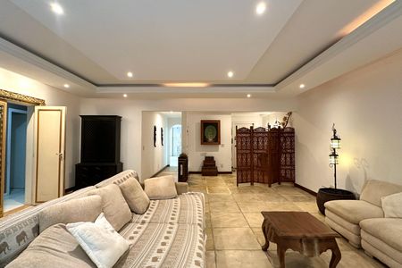 Apartamento à venda com 249m², 3 quartos e 1 vagaSala