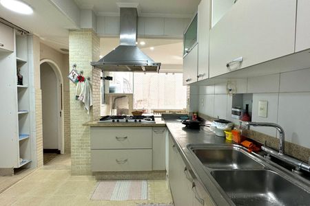 Apartamento à venda com 249m², 3 quartos e 1 vagaCozinha