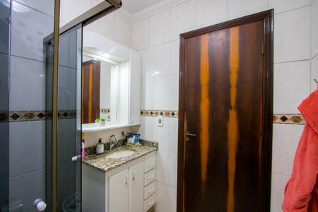 Apartamento à venda com 81m², 3 quartos e 2 vagasBanheiro social