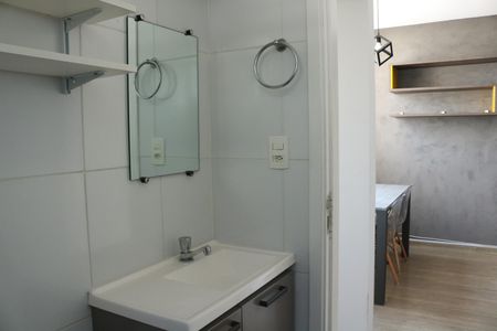 Apartamento para alugar com 44m², 2 quartos e sem vagaBanheiro