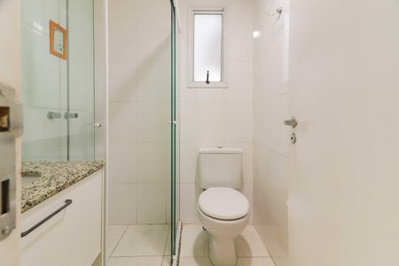 Banheiro de apartamento para alugar com 3 quartos, 95m² em Jardim Cláudia, São Paulo