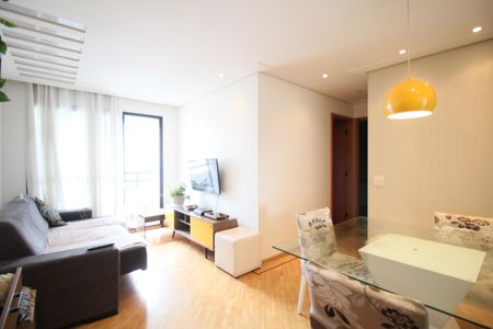 Sala de apartamento à venda com 2 quartos, 65m² em Santo Amaro, São Paulo