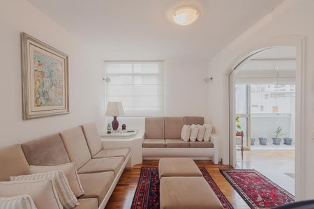 Sala de TV de apartamento à venda com 4 quartos, 258m² em Jardim Paulista, São Paulo