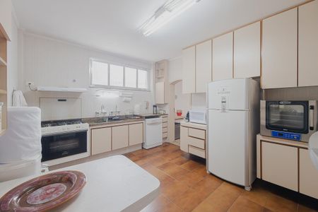 Apartamento à venda com 258m², 4 quartos e 2 vagasCozinha