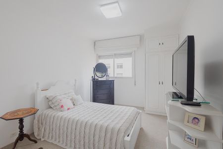 Apartamento à venda com 258m², 4 quartos e 2 vagasQuarto 2