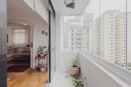 Apartamento à venda com 258m², 4 quartos e 2 vagasVaranda