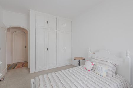 Apartamento à venda com 258m², 4 quartos e 2 vagasQuarto 2