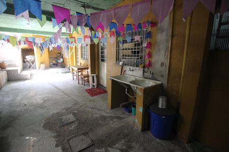 Casa à venda com 120m², 5 quartos e 1 vagaÁrea de Serviço Casa 2