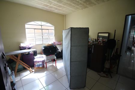 Casa à venda com 120m², 5 quartos e 1 vagaQuarto 3